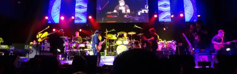 Carlos Santana