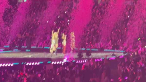 Wembley Stadium, bloc: 123, rangée: 19, place: 13