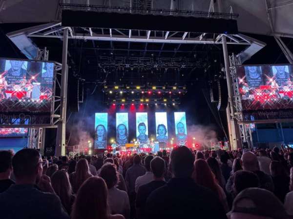 Hartford Healthcare Amphitheatre, bloc: 106, rangée: K, place: 6