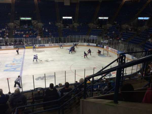 Columbus Civic Center, bloc: 210b, rangée: P, place: 6