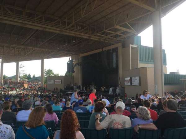 Ruoff Music Center, bloc: H, rangée: R, place: 33
