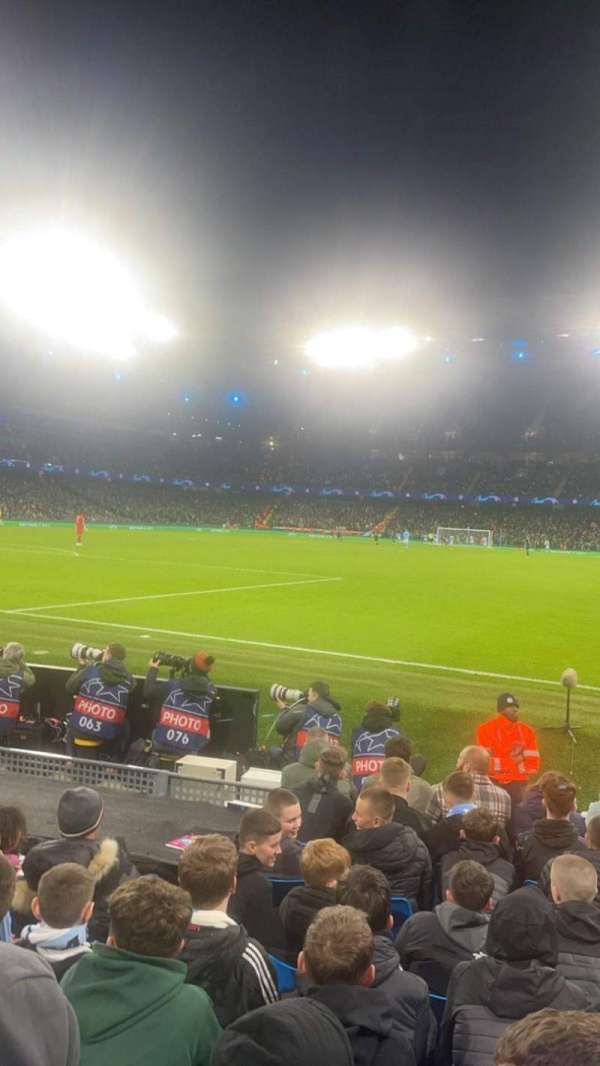 Etihad Stadium, Manchester, bloc: 034, rangée: 9, place: 938