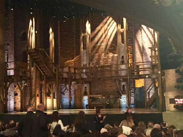 CIBC Theatre, bloc: Orchestra R, rangée: T, place: 16