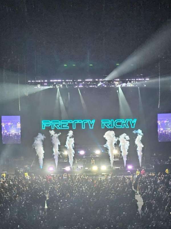 The O2, London, bloc: 411, rangée: A, place: 717