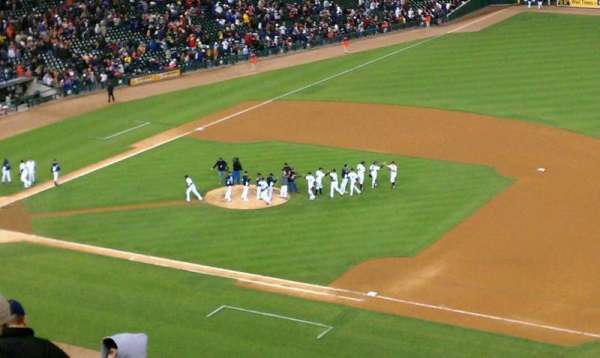 Comerica Park, bloc: 218, rangée: 10, place: 17