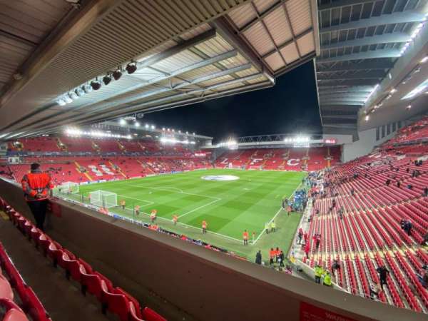 Anfield, bloc: AM8, rangée: 3, place: 208