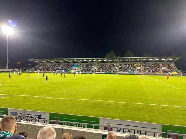 Tallaght Stadium, bloc: D, rangée: O, place: 9
