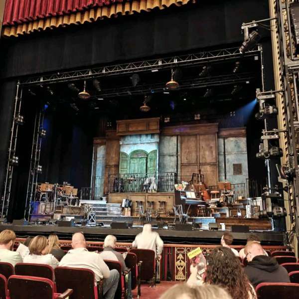CIBC Theatre, bloc: Orchestra R, rangée: J, place: 2