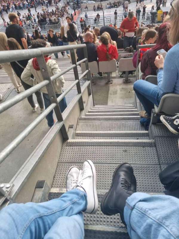 Stade de France, bloc: G7, rangée: 30, place: 01