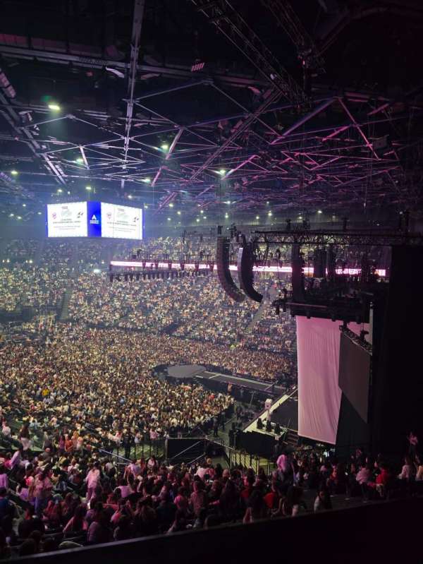 Accor Arena, bloc: Balcon H, rangée: 88, place: 96