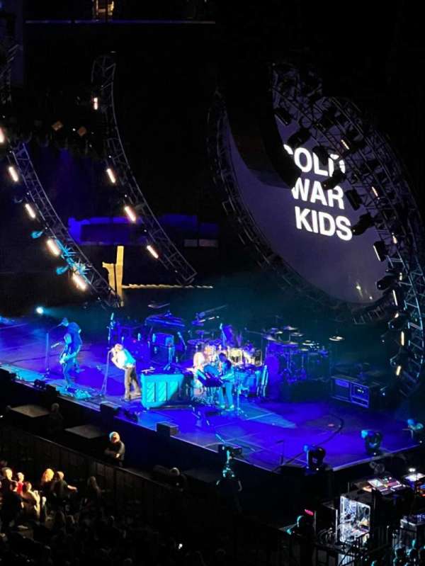 Madison Square Garden, bloc: 211, rangée: 7, place: 2