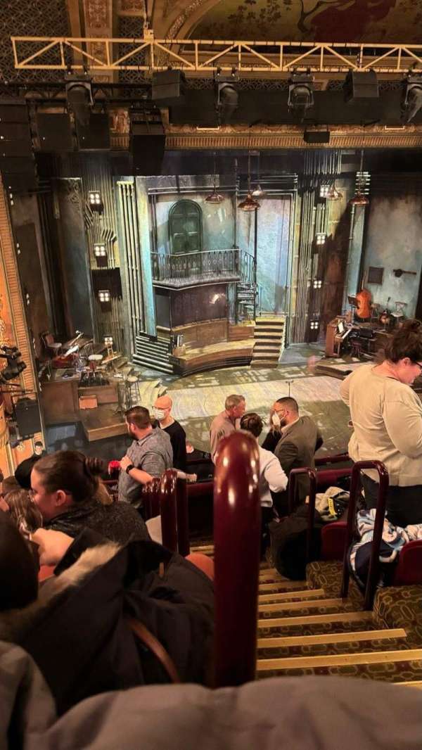 Walter Kerr Theatre, bloc: Mezzanine L, rangée: G, place: 1