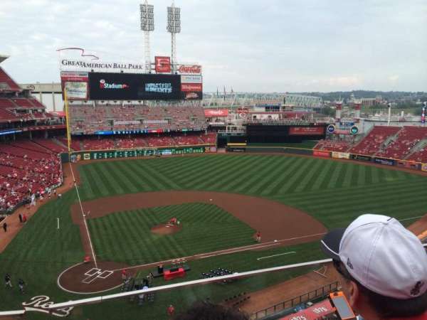 Great American Ball Park, bloc: 427, rangée: B, place: 8