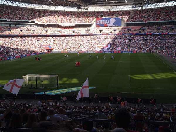 Wembley Stadium, bloc: 132, rangée: 42, place: 282