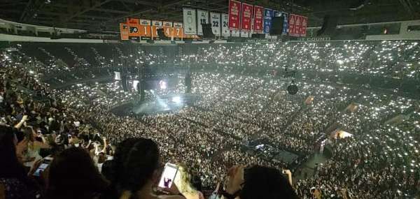 Xfinity Mobile Arena, bloc: 204, rangée: 12, place: 7
