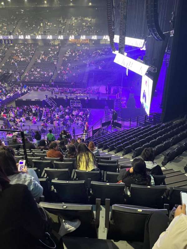 Accor Arena, bloc: Gradin G, rangée: 3, place: 19