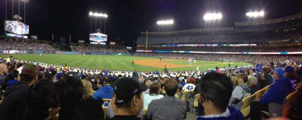 Dodger Stadium, bloc: 33FD, rangée: P, place: 2