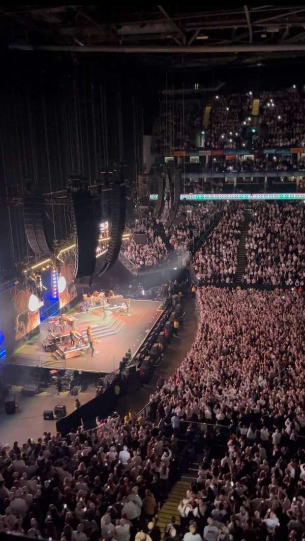The O2, London, bloc: 402, rangée: A, place: 490