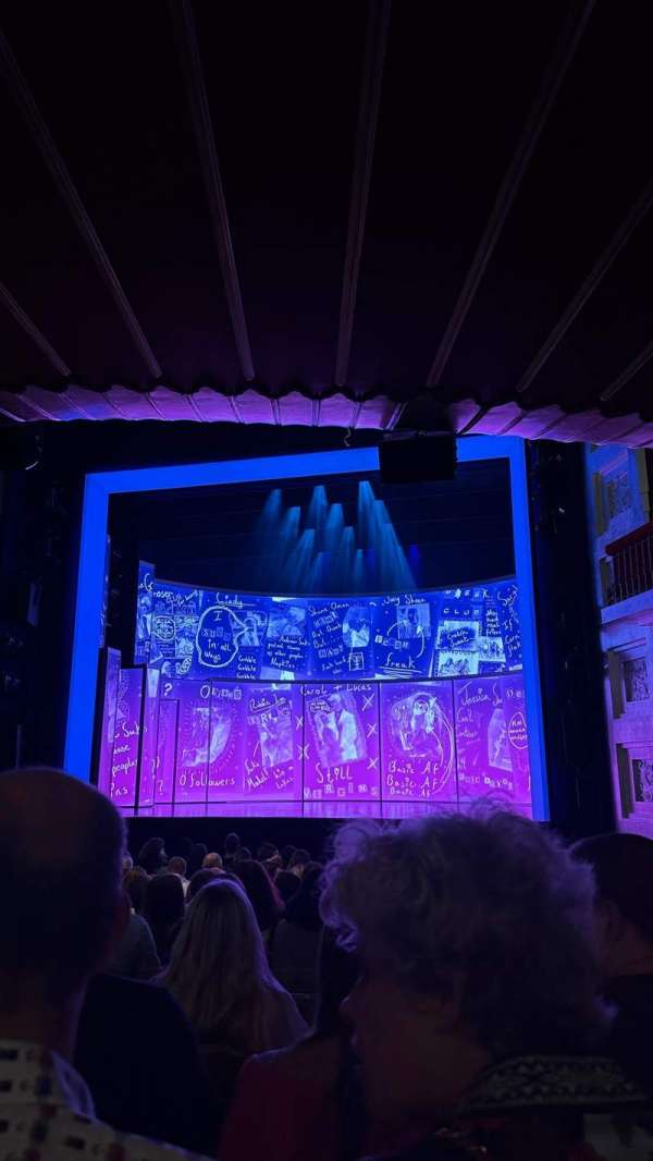 Savoy Theatre, bloc: Stalls, rangée: N, place: 8