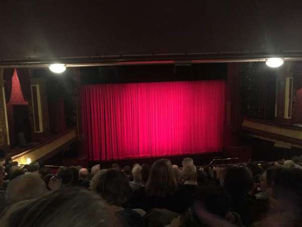 Phoenix Theatre, bloc: Grand Circle, rangée: J, place: 19