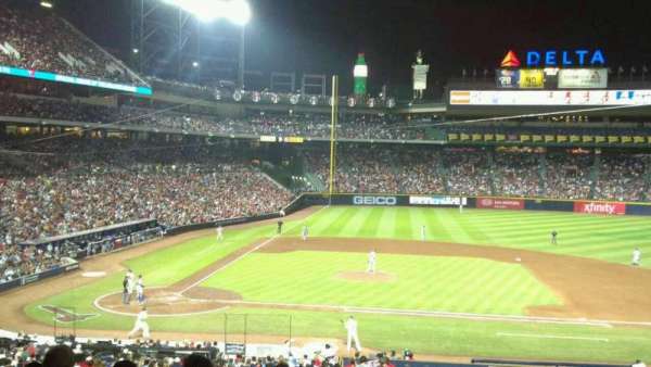 Turner Field, bloc: 207, rangée: 9, place: 12