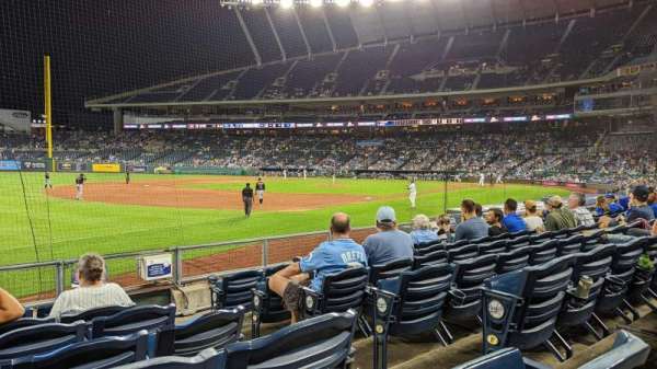 Kauffman Stadium, bloc: 114, rangée: H, place: 9