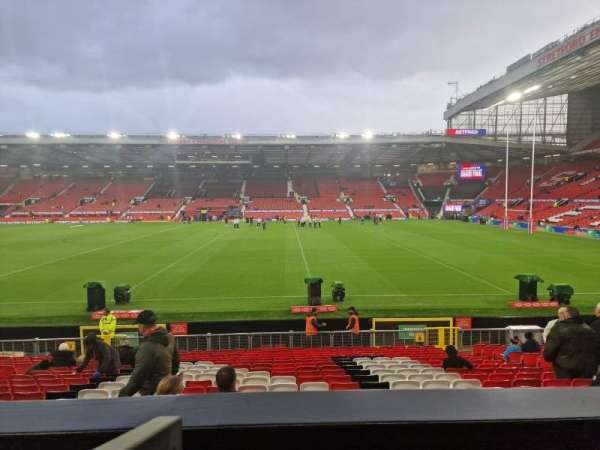 Old Trafford, bloc: N2409, rangée: 2, place: 85
