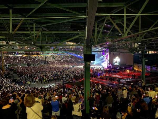 Fenway Park, bloc: Grandstand 3, rangée: 15, place: 8