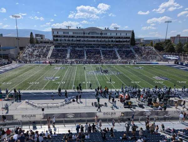Mackay Stadium, bloc: 6, rangée: 1, place: 3