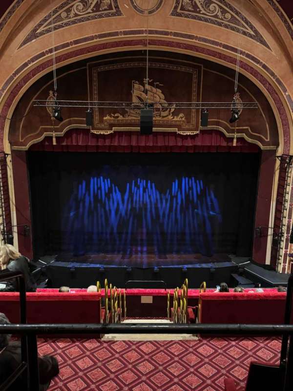 Liverpool Empire, bloc: Circle, rangée: J, place: 48