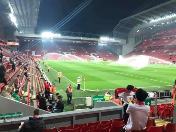 Anfield, bloc: AL3, rangée: 13, place: 192