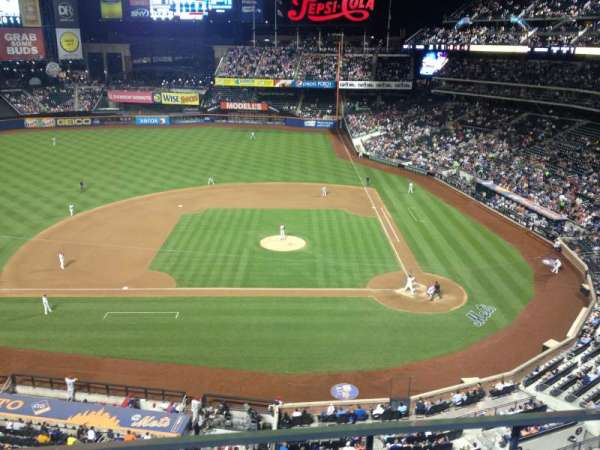 Citi Field, bloc: 420, rangée: 2, place: 11
