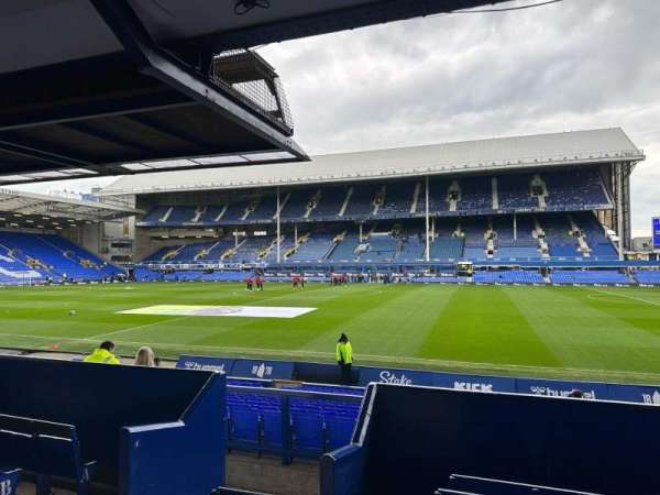 Goodison Park, bloc: LB4, rangée: F, place: 196