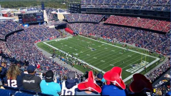 Gillette Stadium, bloc: 324, rangée: 26, place: 20