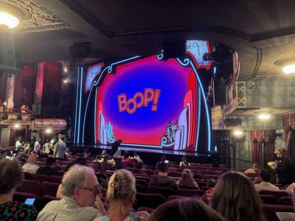 Broadhurst Theatre, bloc: Orchestra R, rangée: N, place: 24