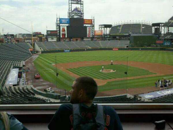 Coors Field, bloc: Press Box, rangée: 2, place: 2