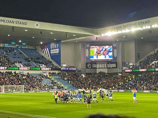 Ibrox Stadium, bloc: SE2, rangée: M, place: 44