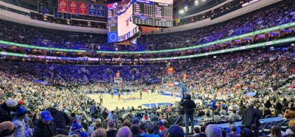 Xfinity Mobile Arena, bloc: 117, rangée: 10, place: 10