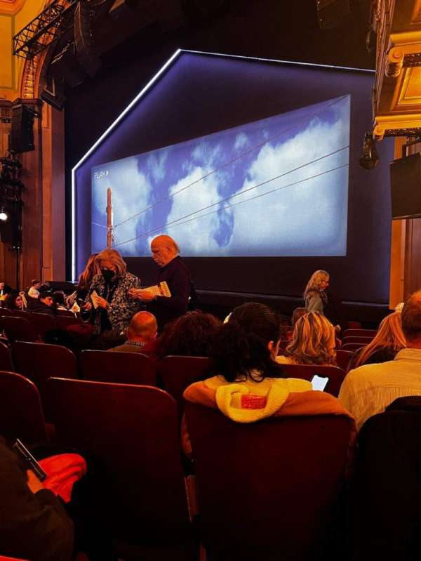 Booth Theatre, bloc: Orchestra R, rangée: H, place: 12
