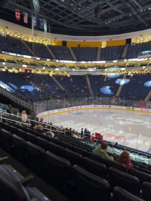 Centre Vidéotron, bloc: 112, rangée: GG, place: 6