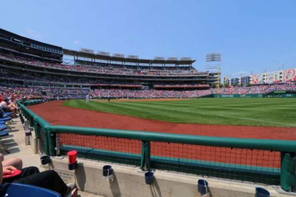 Nationals Park, bloc: 135, rangée: B, place: 2