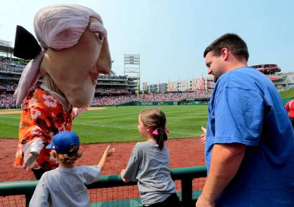 Nationals Park, bloc: 133, rangée: E, place: 6