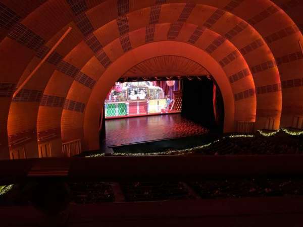Radio City Music Hall, bloc: 3rd Mezzanine 6, rangée: A, place: 611