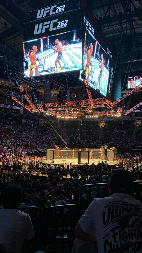 Toyota Center, bloc: 112, rangée: 7, place: 3