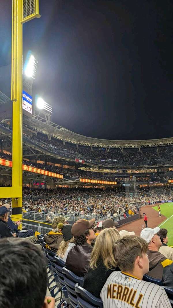 Petco Park, bloc: 125, rangée: 21, place: 18