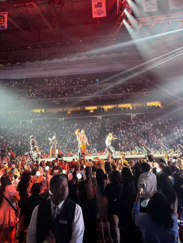 Prudential Center, bloc: 9, rangée: 1, place: 18