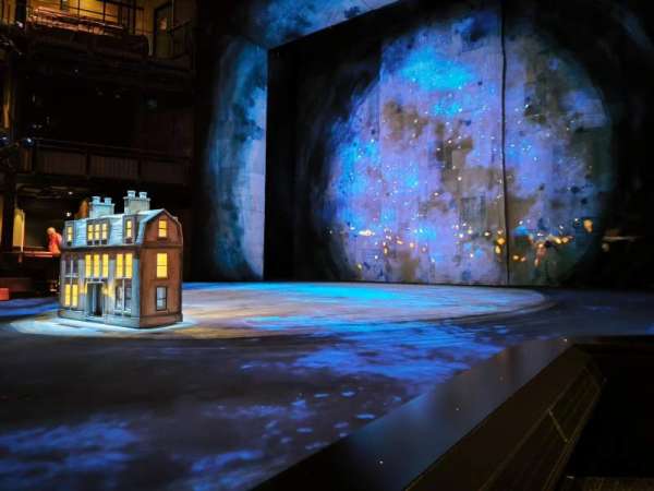 Royal Shakespeare Theatre, bloc: Stalls, rangée: A, place: 6