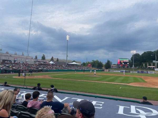 Joseph L. Bruno Stadium, bloc: 160, rangée: H, place: 20