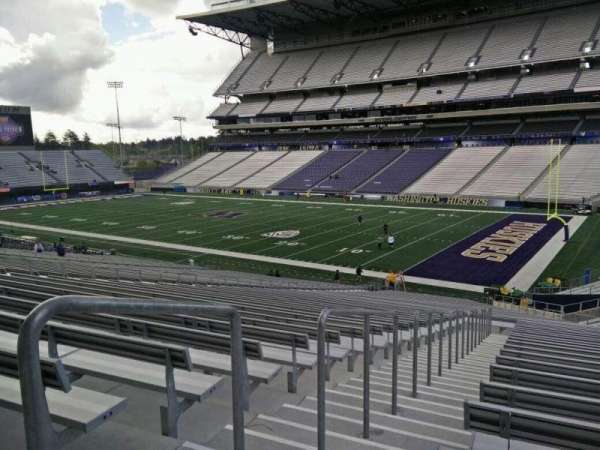 Husky Stadium, bloc: 124, rangée: 41, place: 25