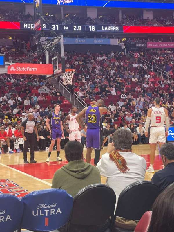 Toyota Center, bloc: C109A, rangée: 1, place: 1